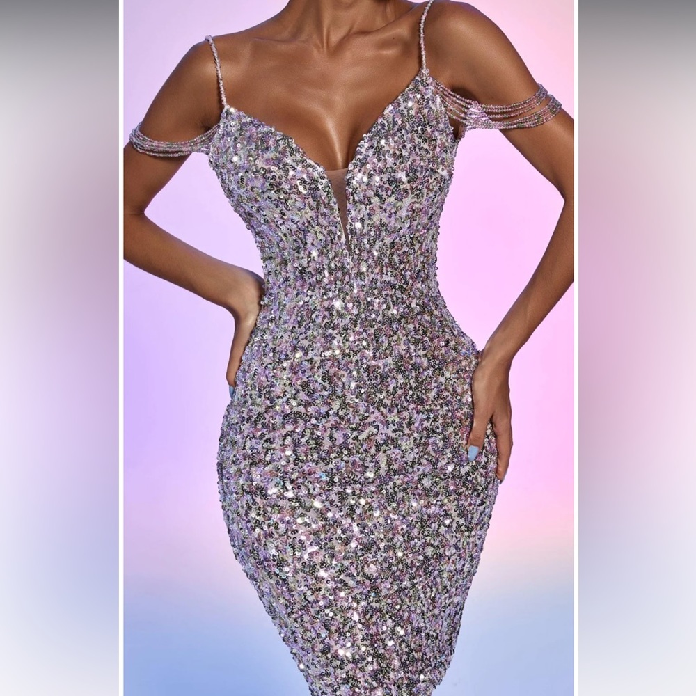 SLIVER DEEP V SEQUIN MINI DRESS